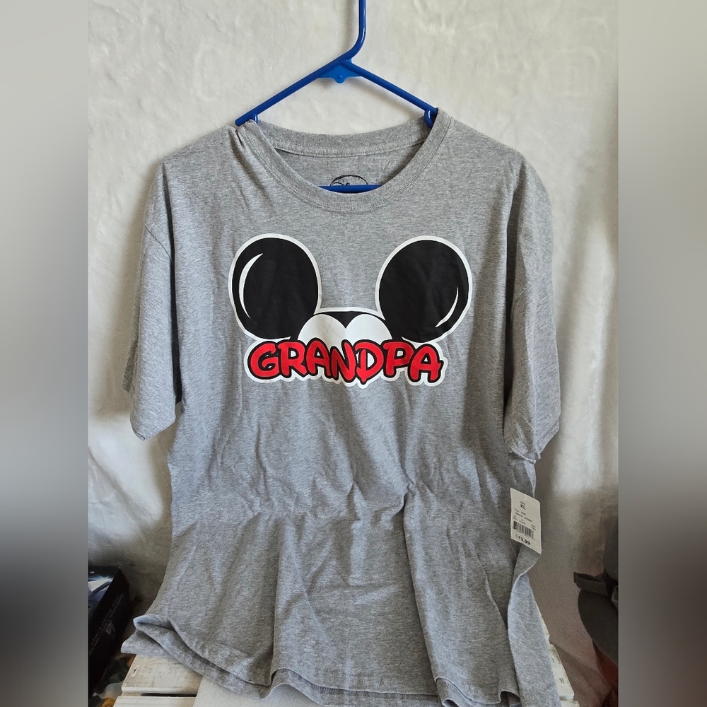 Disney Gray Mickey Mouse Grandpa T-Shirt Sz XL
